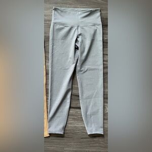 🩵Old navy medium athletics leggings silky smooth